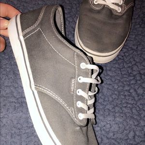 Grey low top vans